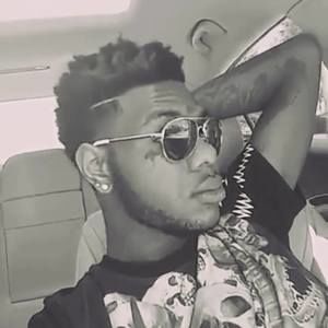 Meet your Posher, Janaris